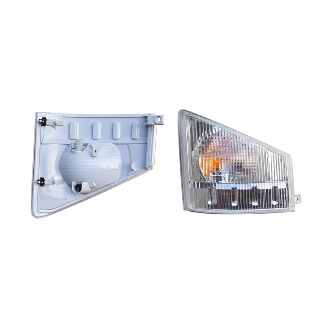 Corner Lamp RH (Middle) for ISUZU NPR 150 NQR 175 NMR 130 NLR 130 700P Truck Spare Body Parts  FDI04054R-M