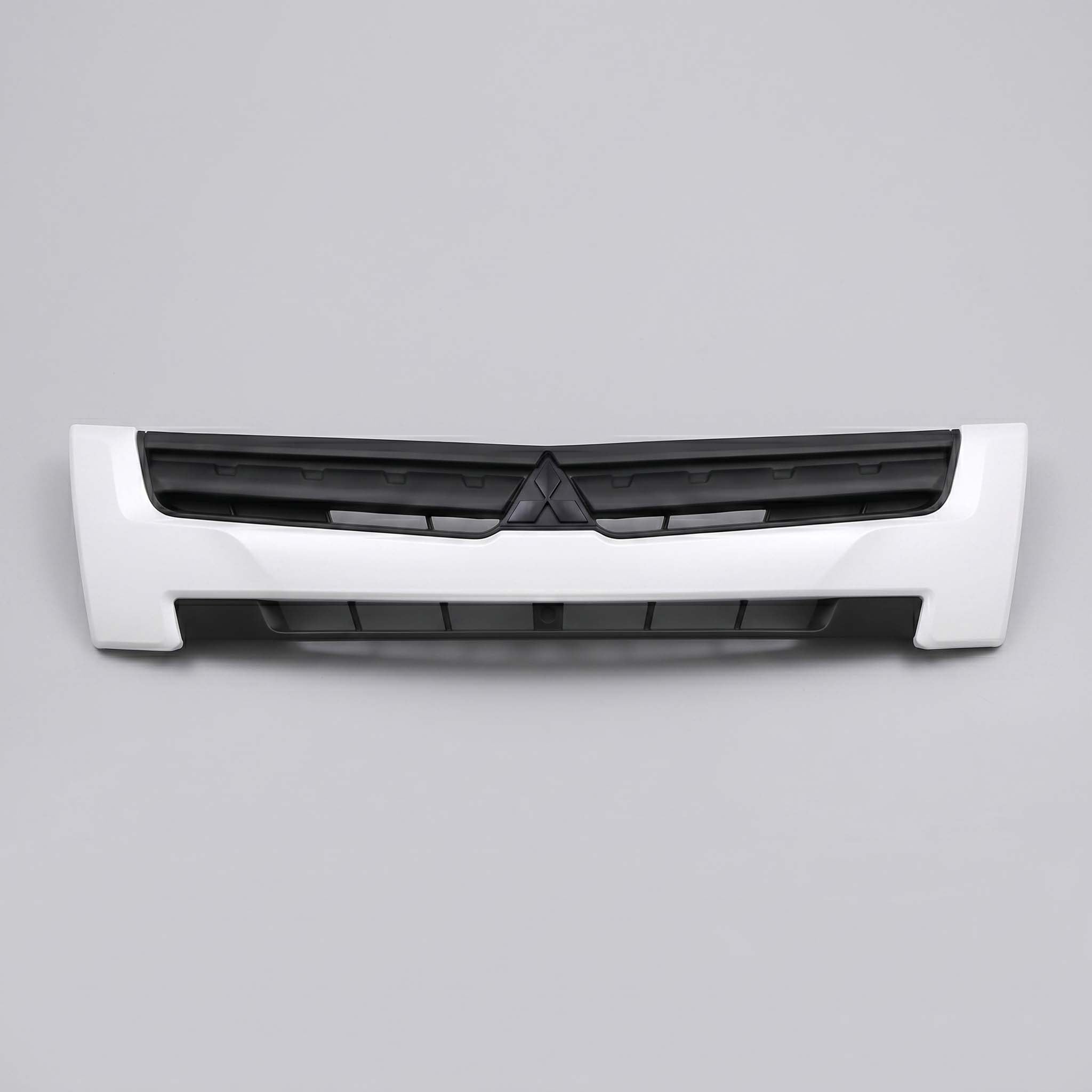 Painted Grille Wide For FUSO CANTER 2010 Wide